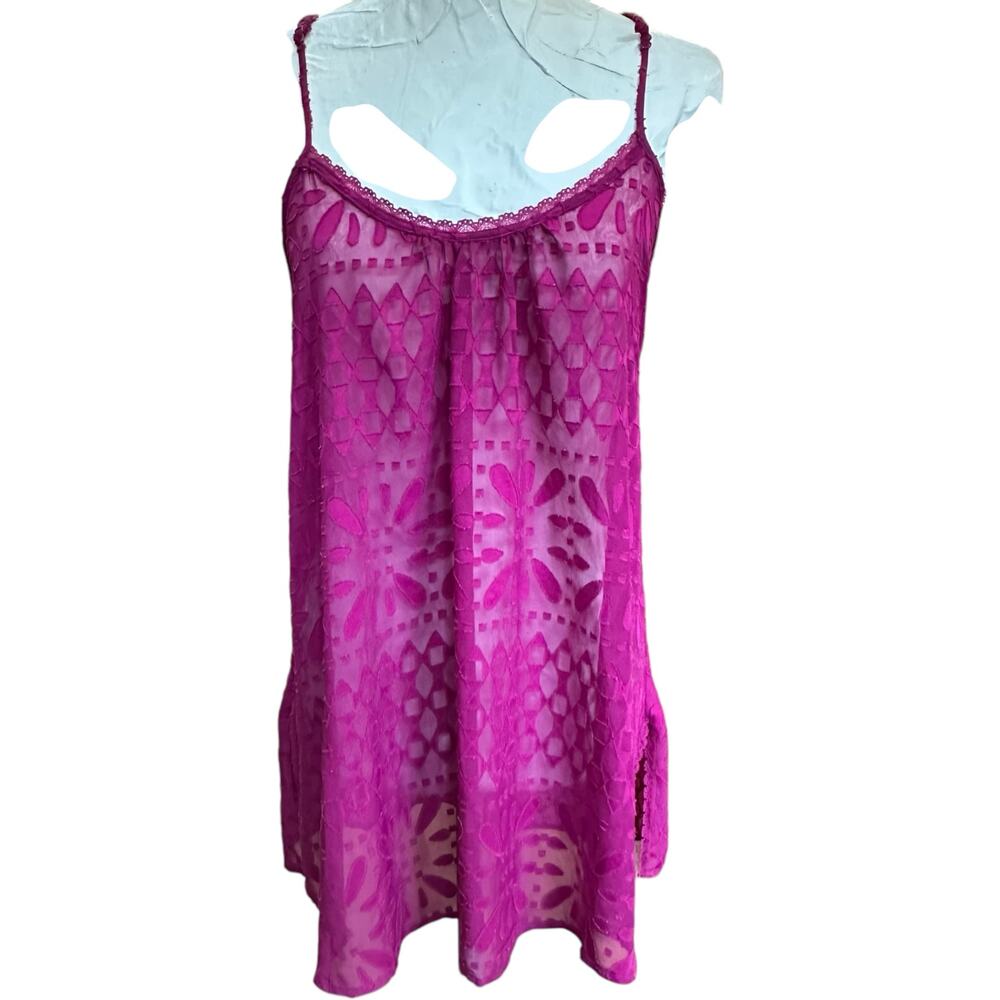 In Bloom by Jonquil Fuschia Sheer Lace Floral Chemise Stretch Size S/P Dainty